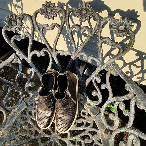 Steve Madden Black Holes Boots Sz - Picture 8 of 11